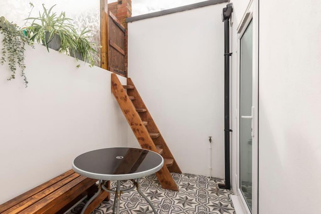Comfortable Flat Close To The Beach Hove Esterno foto