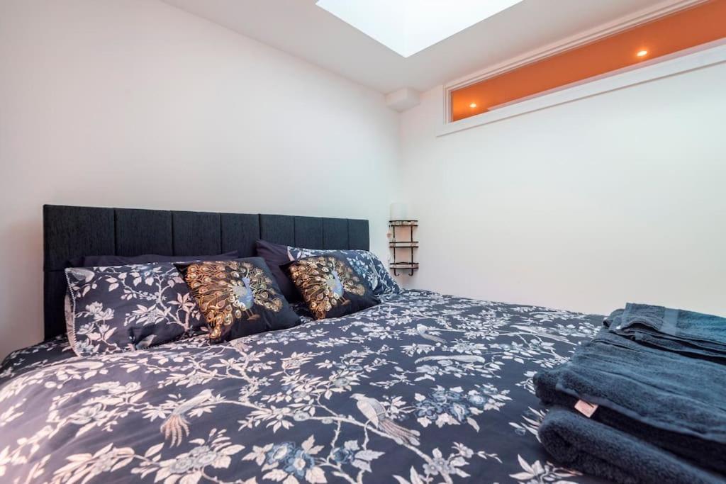 Appartamento Comfortable Flat Close To The Beach Hove Esterno foto